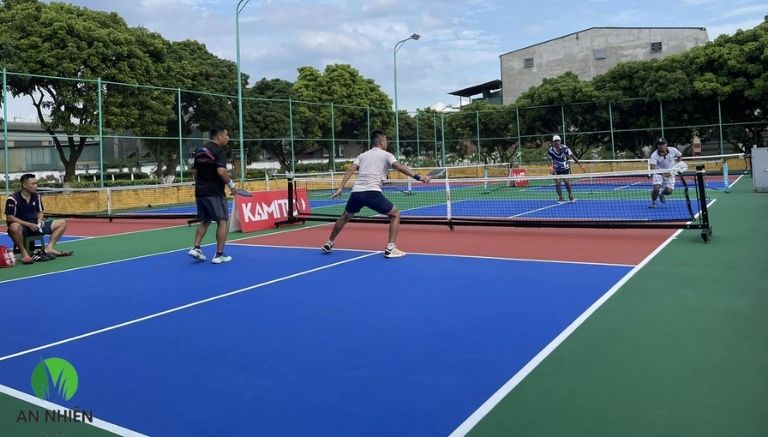 Thi công thảm sân Pickleball trọn gói chuẩn quốc tế